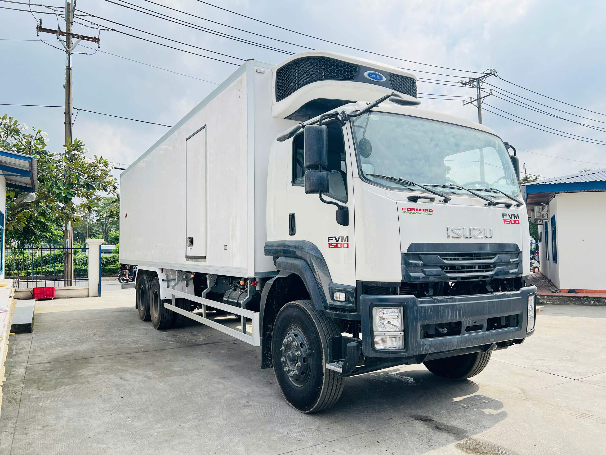 Vách thạch cao chống nóng 1784087018564 7029950468752467947 g3896224208828280182 b03bae0bf9056fbba4922199ddcbd9df